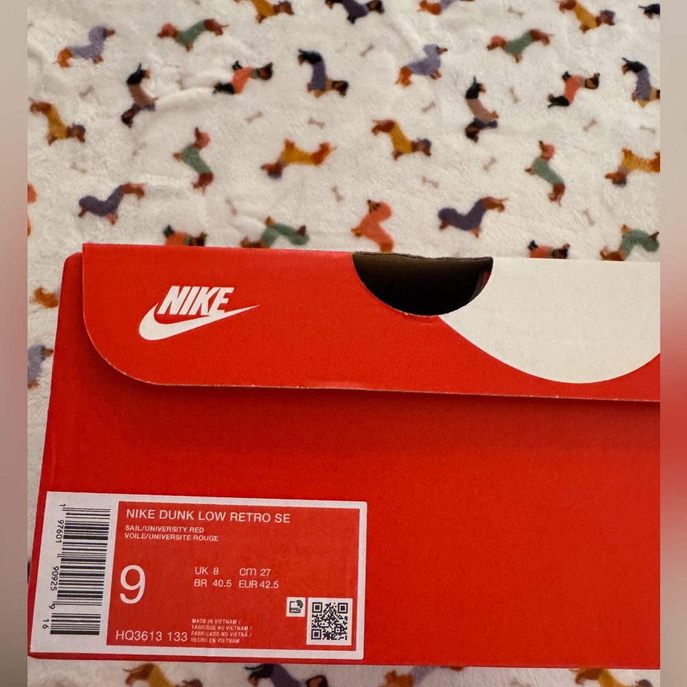 Men’s Nike Dunk Low Retro - Picture 2 of 5